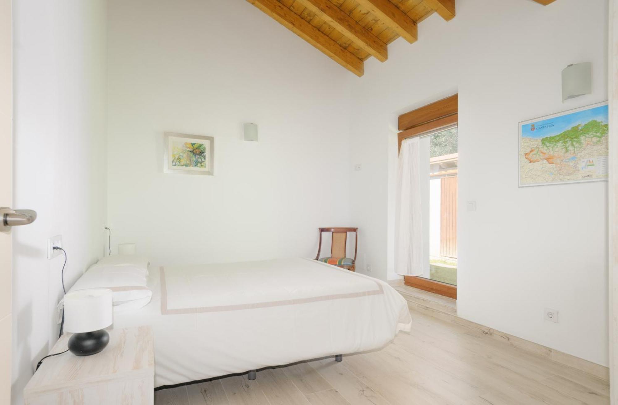 Apartamentos Rurales Las Garzas De Oyambre San Vicente De La Barquera Room photo